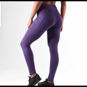 Gym Shark Leggings - Purple XS